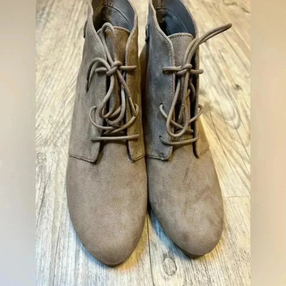 Dr. Scholl's Shoes - DR. SCHOLL'S Women's Conquer Lace Up Wedge Bootie Boots